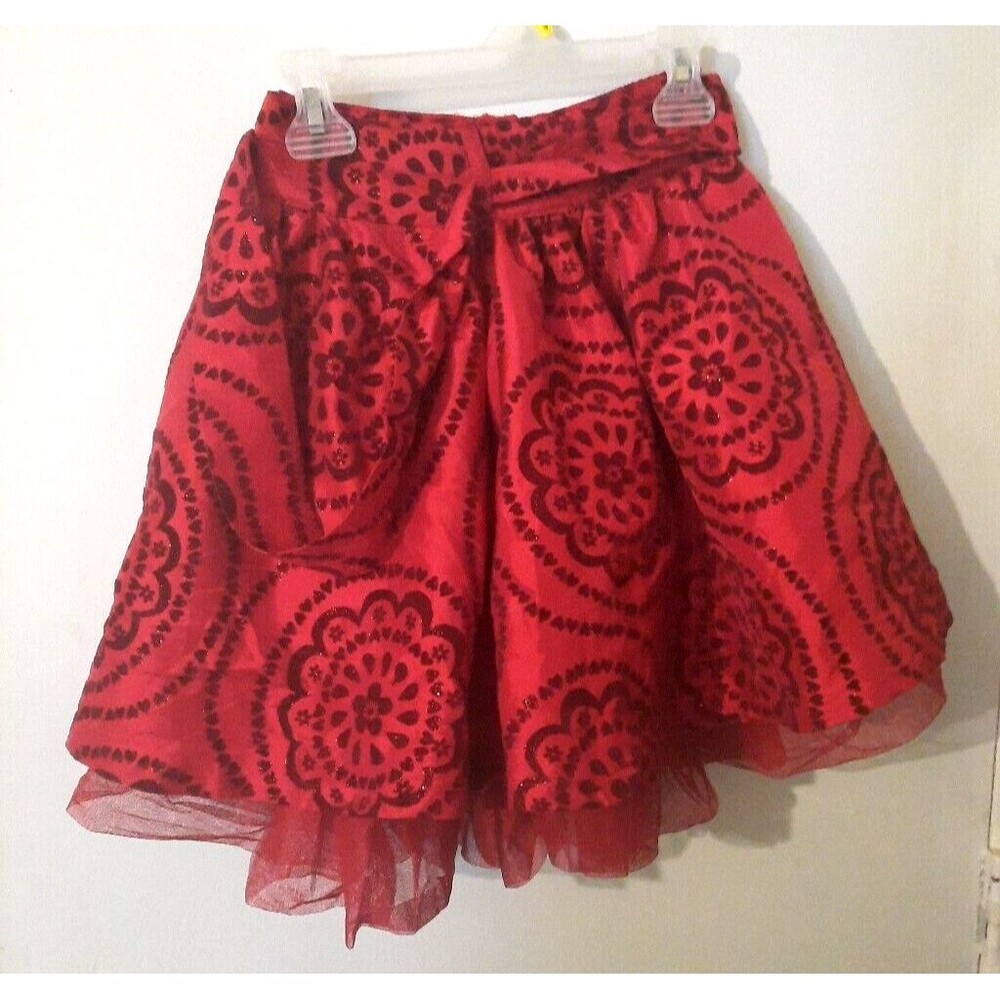 Children's Place Girls skirt size 4 Red zipper closure Sparkly tulle
